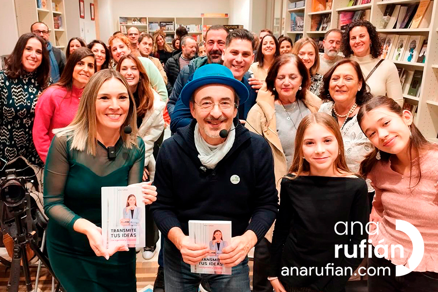 Presentación de «Transmite tus ideas con seguridad y confianza» en Librería Proteo