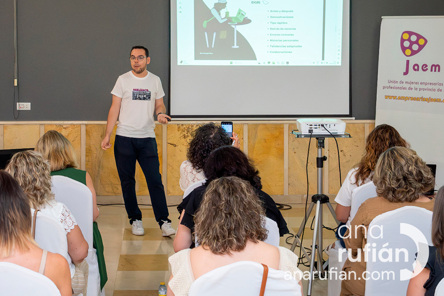 workshop sobre oratoria, redes, marketin en jaén...