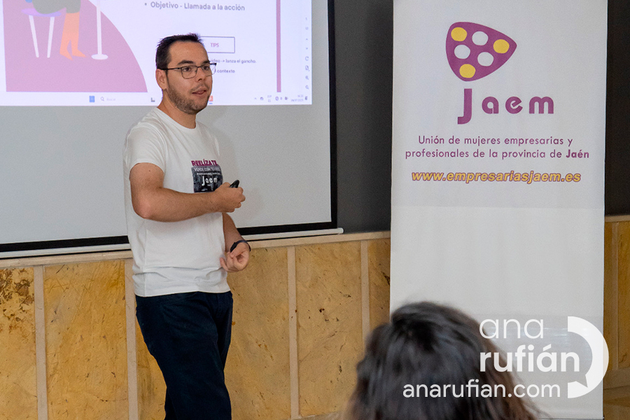 workshop sobre oratoria, redes, marketin en jaén...